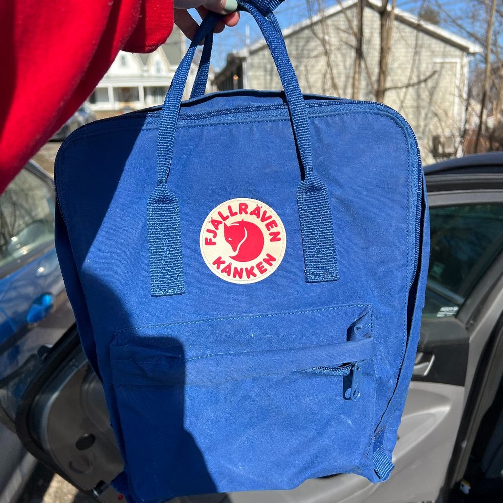 Fjallraven backpack- Royal Blue